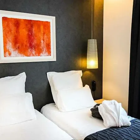 Best Western Royal St Jean Hotel 3*